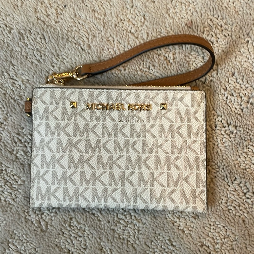Michael Kors wallet